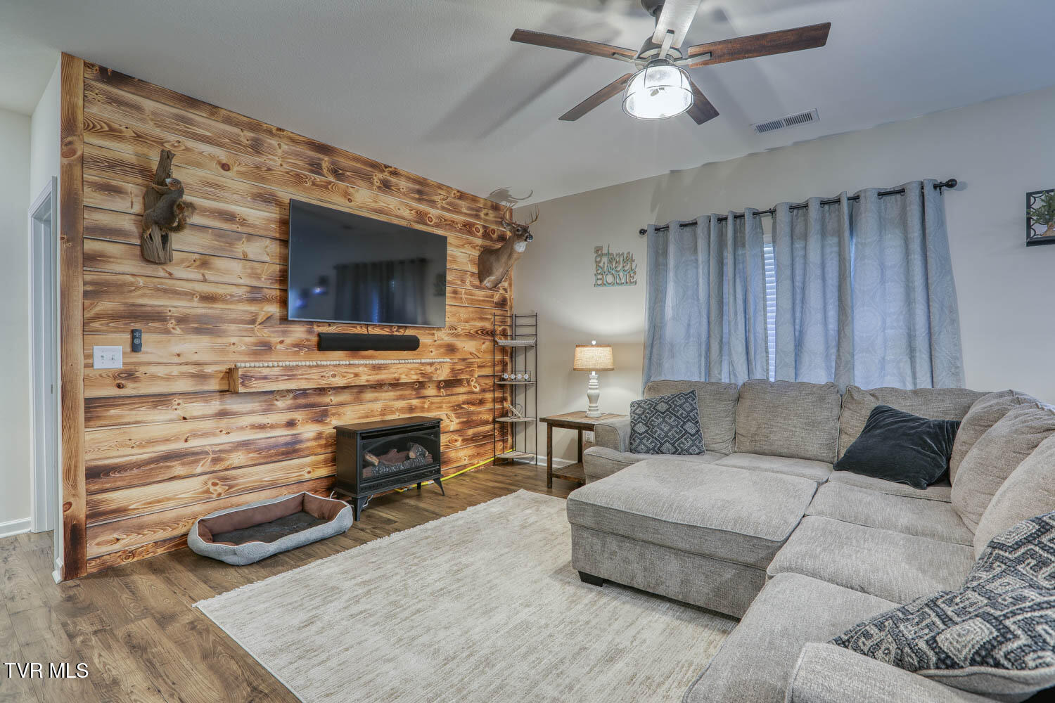 2484 Bridgeforth Crossing Kingsport, TN 37664 - Photo 31 of 66 2484 Edinburgh. Kpt MLSb (19 of 54)