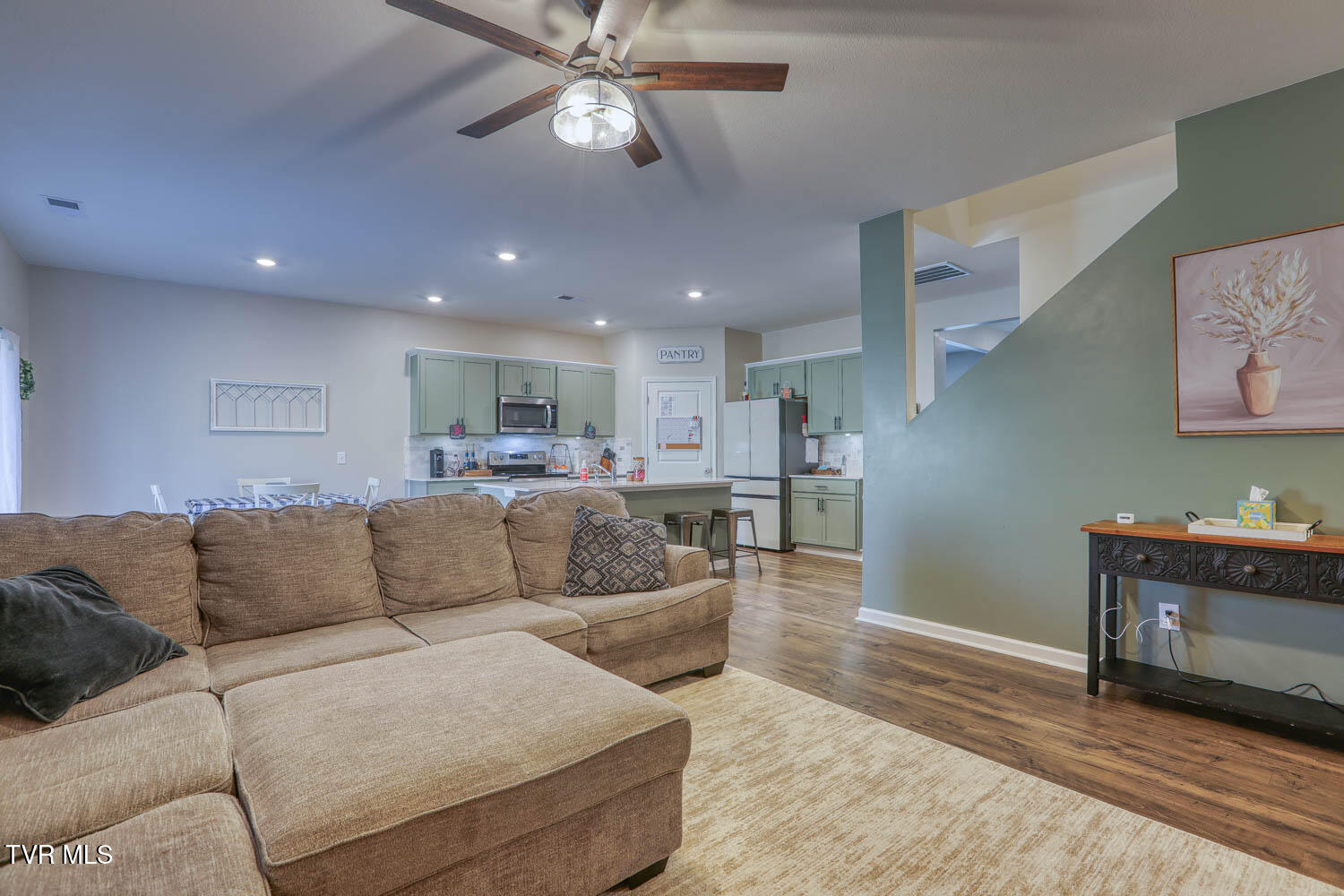 2484 Bridgeforth Crossing Kingsport, TN 37664 - Photo 33 of 66 2484 Edinburgh. Kpt MLSb (21 of 54)