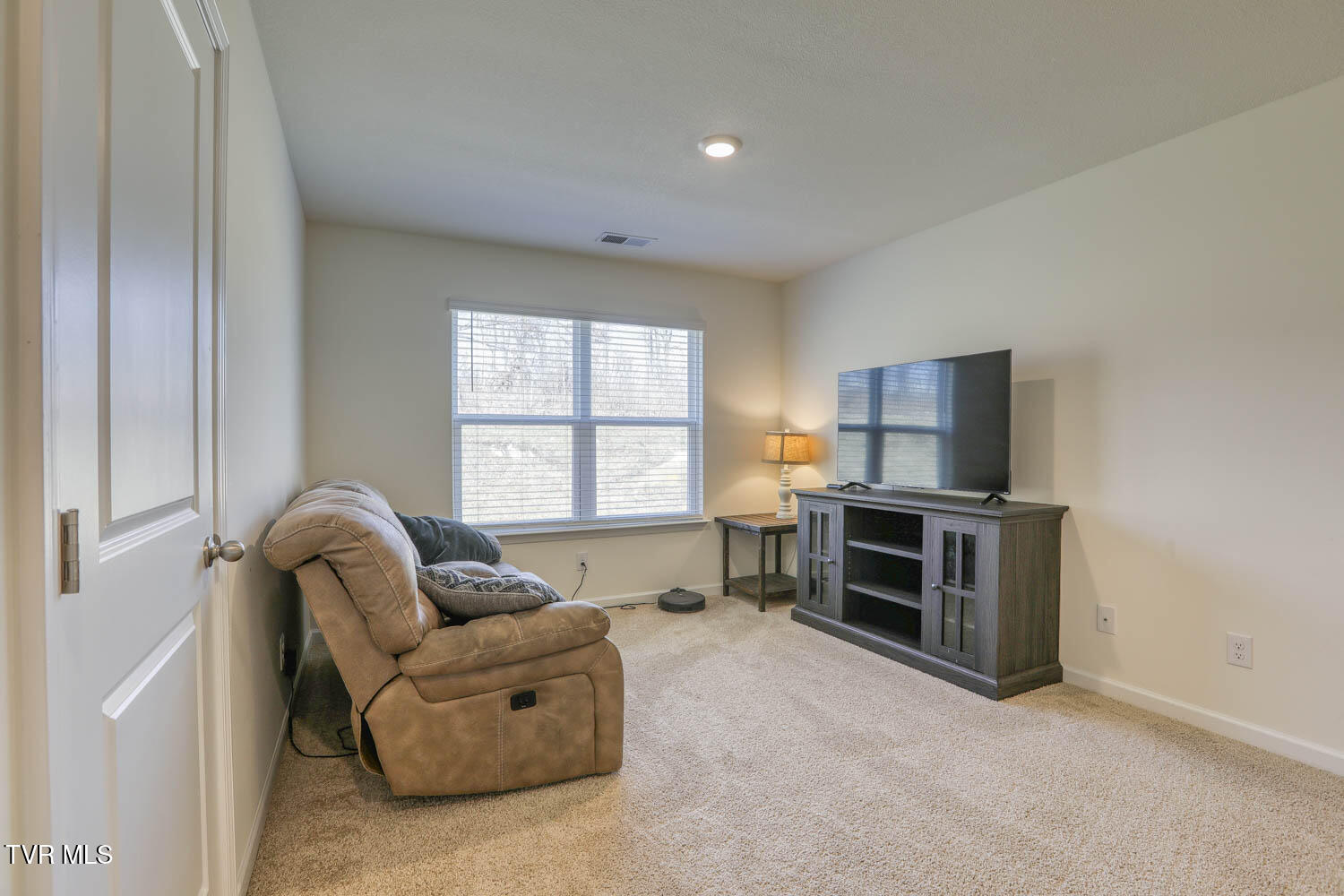 2484 Bridgeforth Crossing Kingsport, TN 37664 - Photo 57 of 66 2484 Edinburgh. Kpt MLSb (45 of 54)