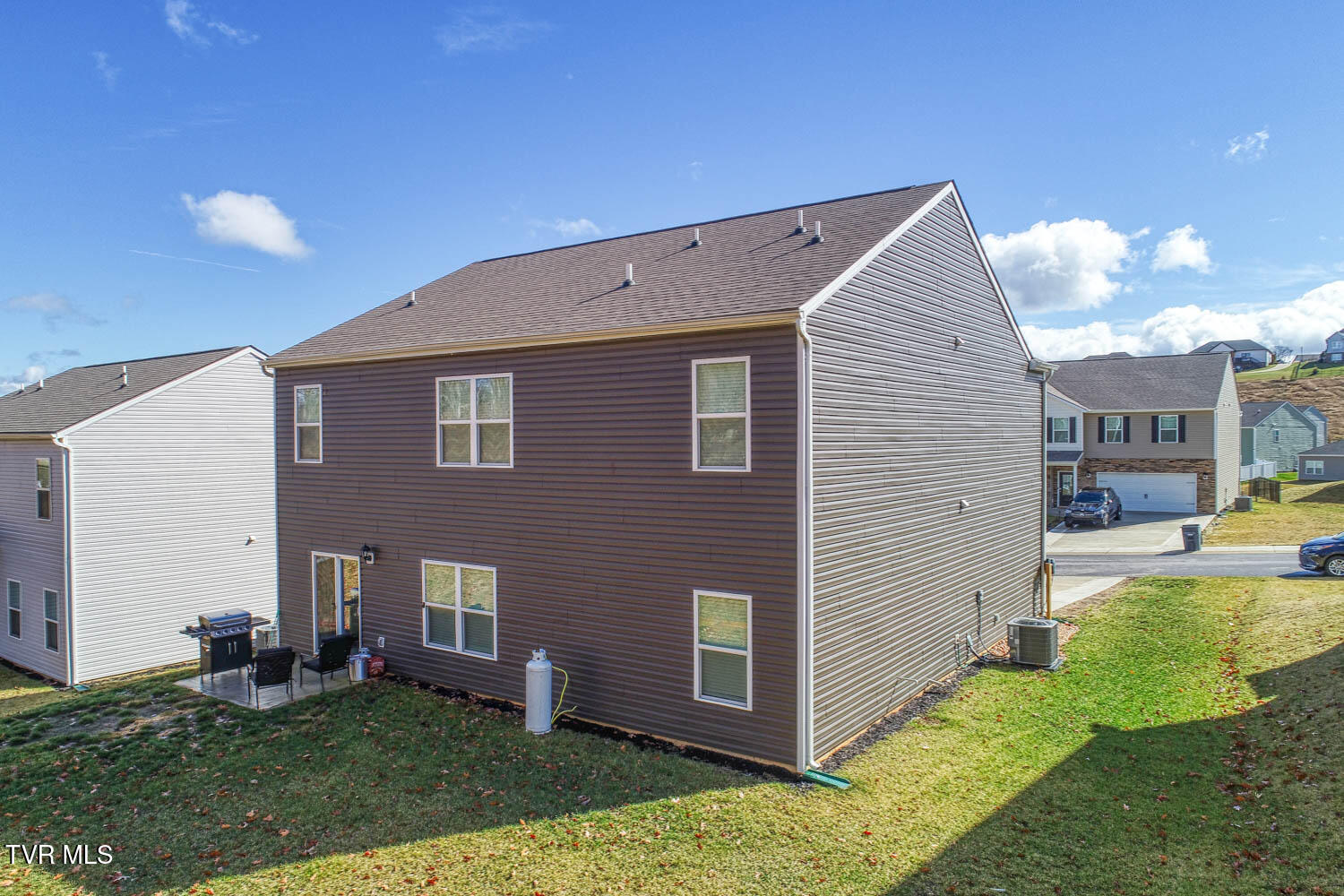 2484 Bridgeforth Crossing Kingsport, TN 37664 - Photo 6 of 66 2484 Edinburgh. Kpt MLSa (7 of 15)