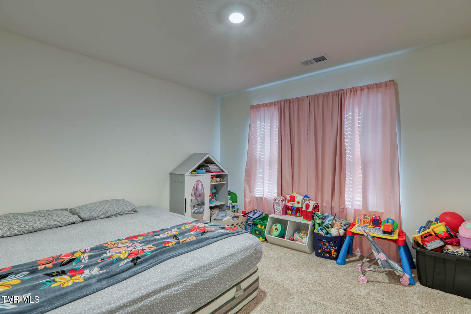 2484 Bridgeforth Crossing Kingsport, TN 37664 - Photo 65 of 66 2484 Edinburgh. Kpt MLSb (53 of 54)