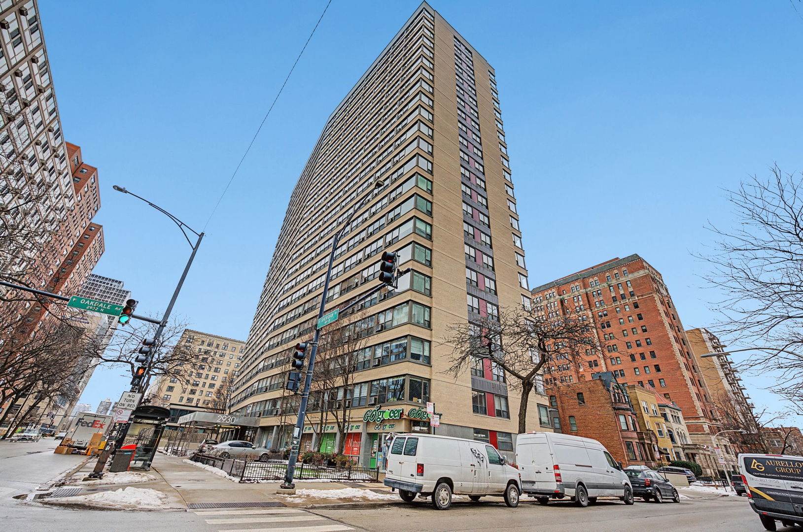 2930 North Sheridan Road, Unit 903 Chicago, IL 60657 - Photo 1 of 16