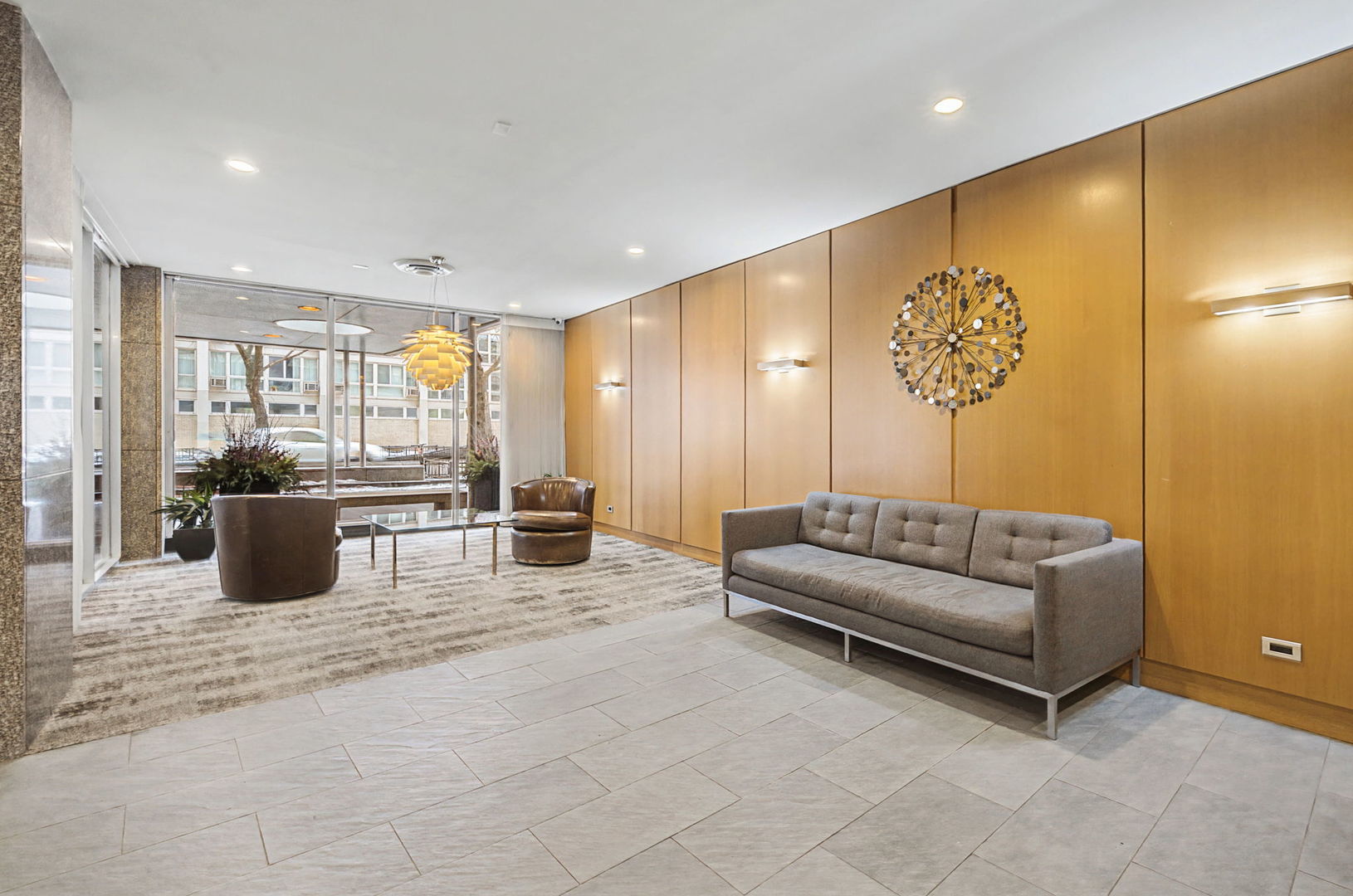 2930 North Sheridan Road, Unit 903 Chicago, IL 60657 - Photo 13 of 16