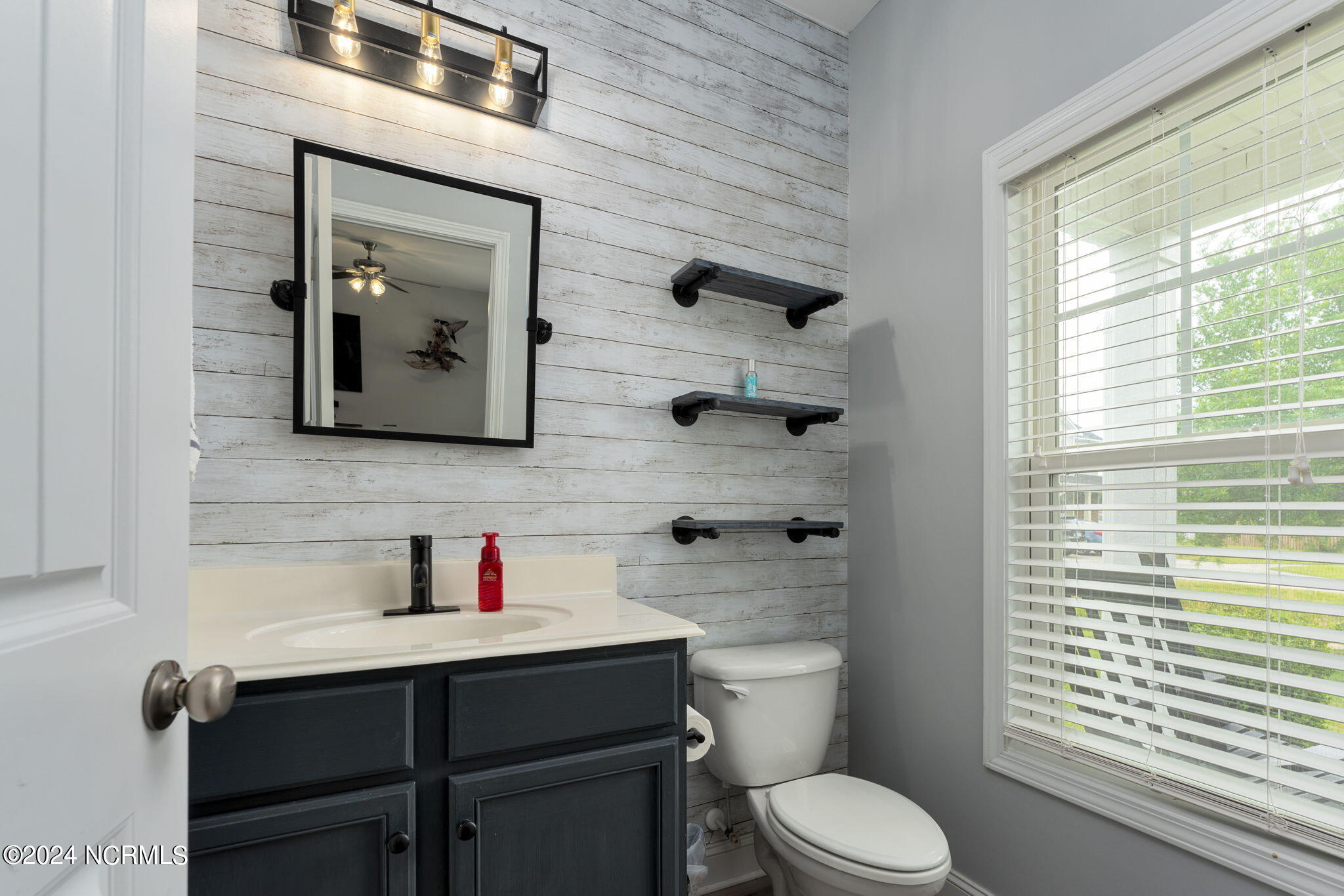 52 East Tumbling Waters Road Rocky Point, NC 28457 - Photo 15 of 23 bathroom-02a