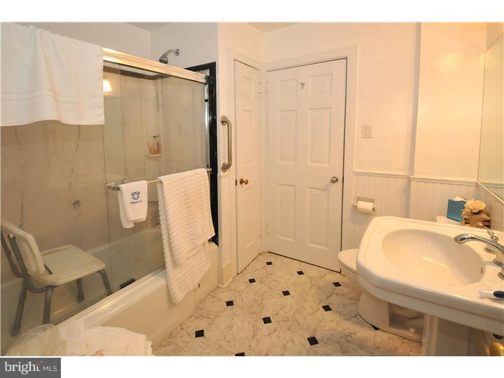 750 Winding Road Jenkintown, PA 19046 - Photo 3 of 23 Gallery Image 3