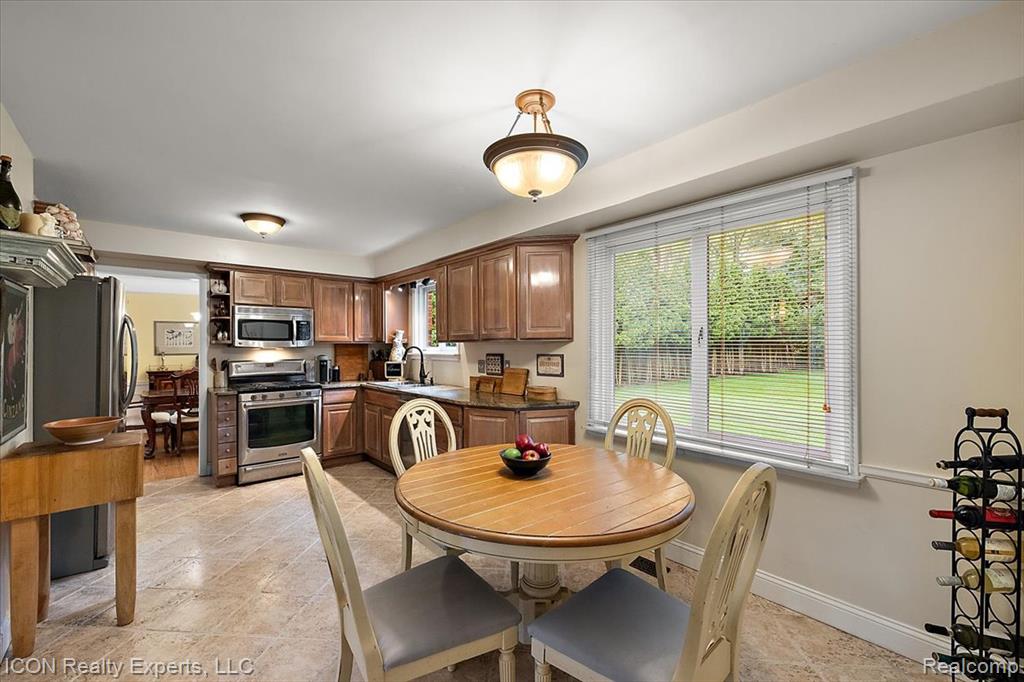 746 Birch Tree Lane Rochester Hills, MI 48306 - Photo 29 of 70