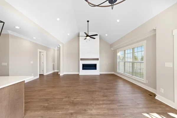 $2,695 | 1069 Veridian Drive, Unit B, Clarksville, TN 37043