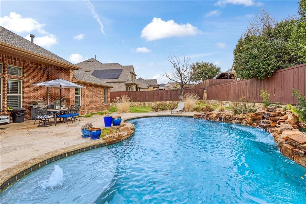 660 Lockton Lane Prosper, TX 75078 - Photo 12 of 39