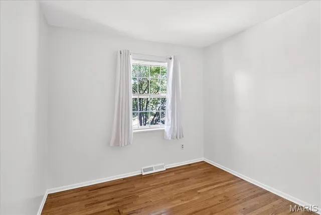 $2,350 | 354 Burncoate Drive, Oakville, MO 63129