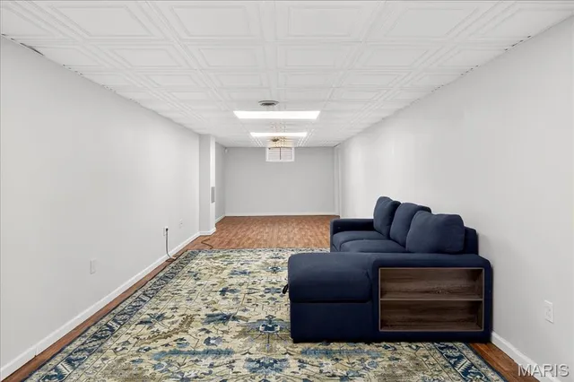 $2,350 | 354 Burncoate Drive, Oakville, MO 63129