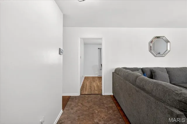 $2,350 | 354 Burncoate Drive, Oakville, MO 63129