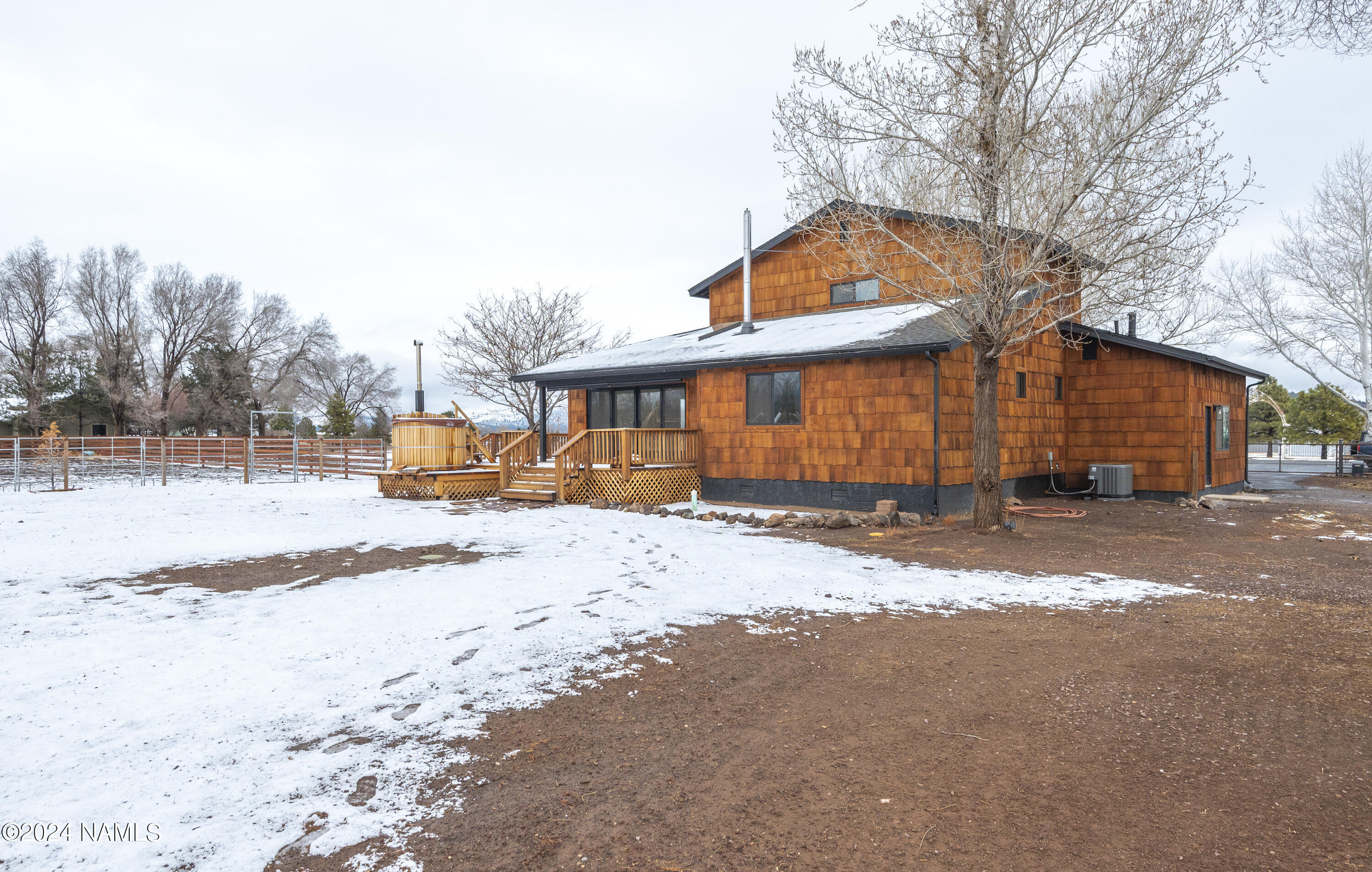 8400 Koch Field Road Flagstaff, AZ 86004 - Photo 8 of 51 side of home