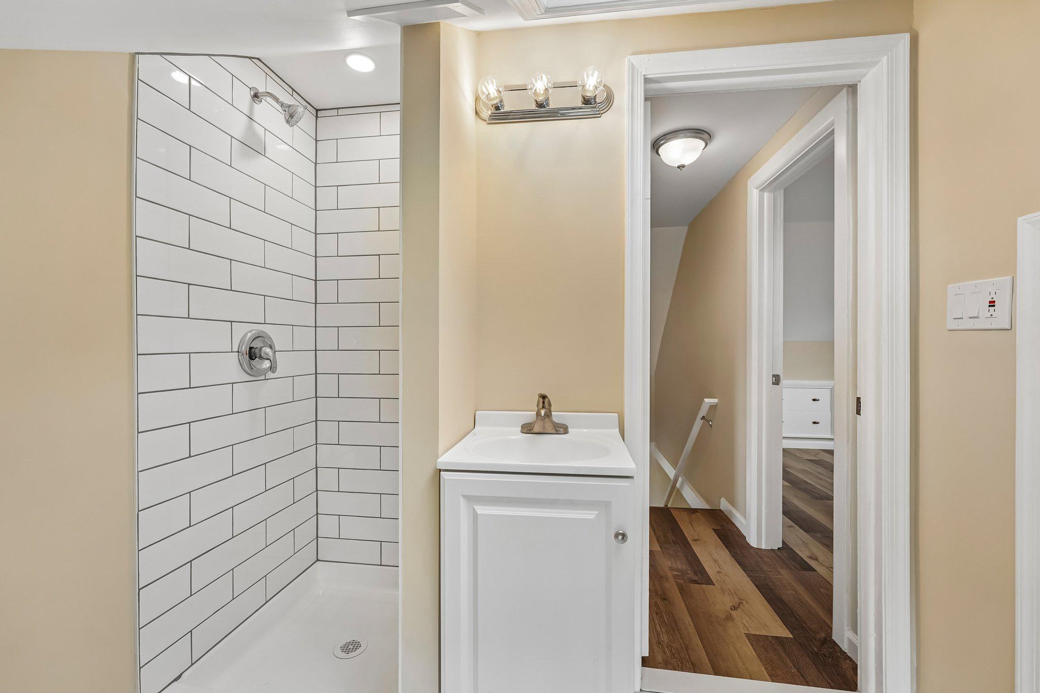 9 Rustleaf Lane Levittown, PA 19055 - Photo 17 of 45 Newly finished upstairs bathroom