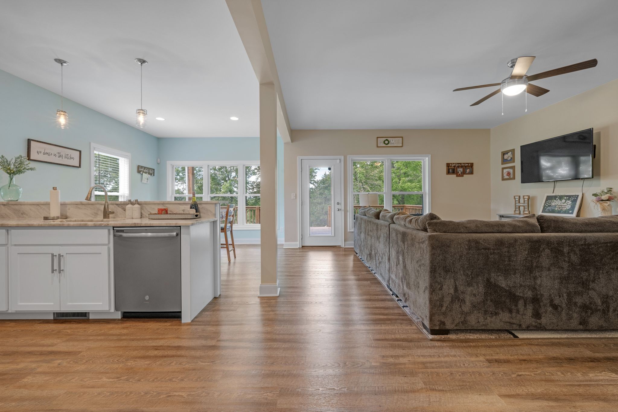 1640 Greenwood Road Charlotte, TN 37036 - Photo 11 of 37 Spacious Open Concept living with tranquil farmland views