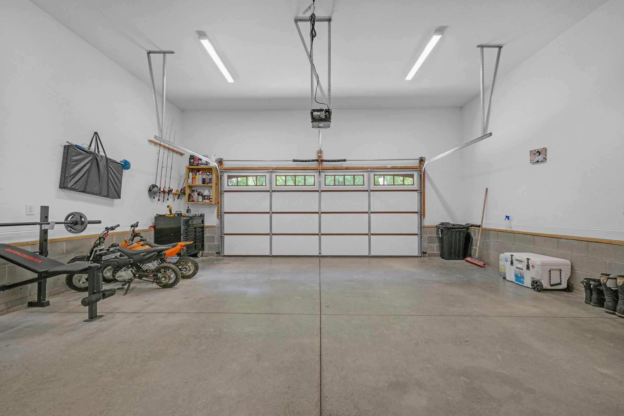 1640 Greenwood Road Charlotte, TN 37036 - Photo 31 of 37 Clean 2 car attached garage