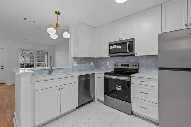 $3,050 | 1211 Meadow Park Lane, Unit B, Mount Pleasant, SC 29464