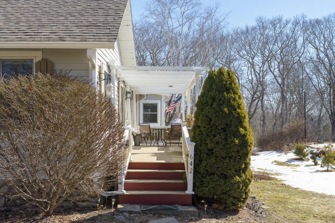 642 Ocean Point Road East Boothbay, ME 04544 - Photo 6 of 36 6