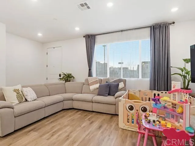 $775,000 | 760 Jilian Street, Unit 1, Chula Vista, CA 91911