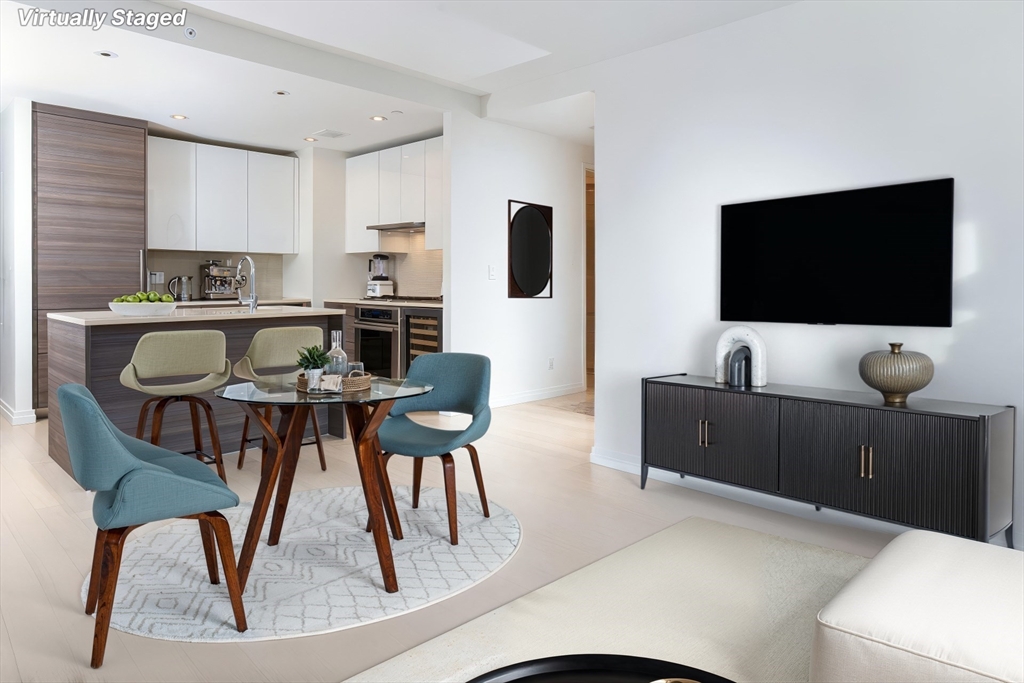 1 Franklin Street, Unit 1412 Boston, MA 02110 - Photo 4 of 30