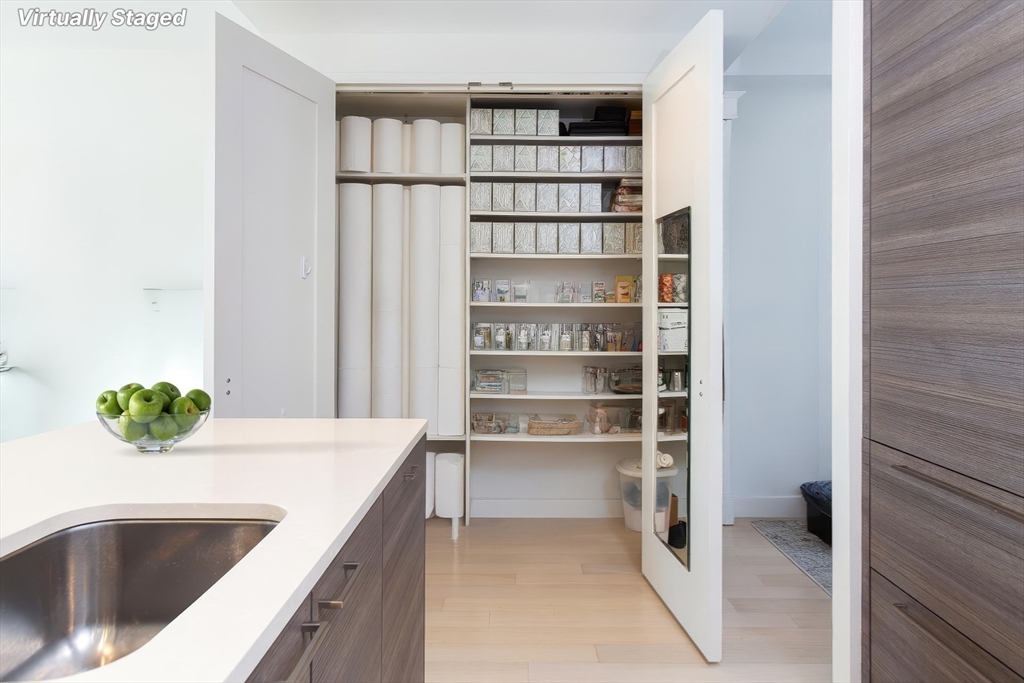 1 Franklin Street, Unit 1412 Boston, MA 02110 - Photo 10 of 30