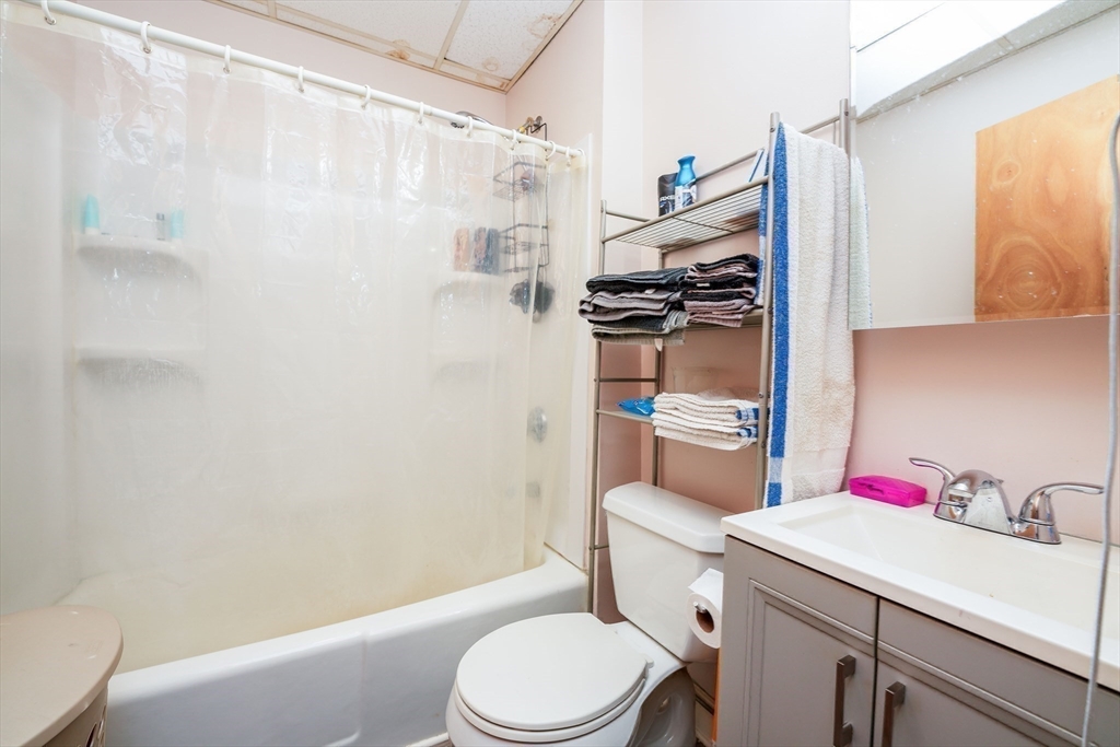 83 Jencks Street Fall River, MA 02723 - Photo 26 of 38 Gallery Image 26