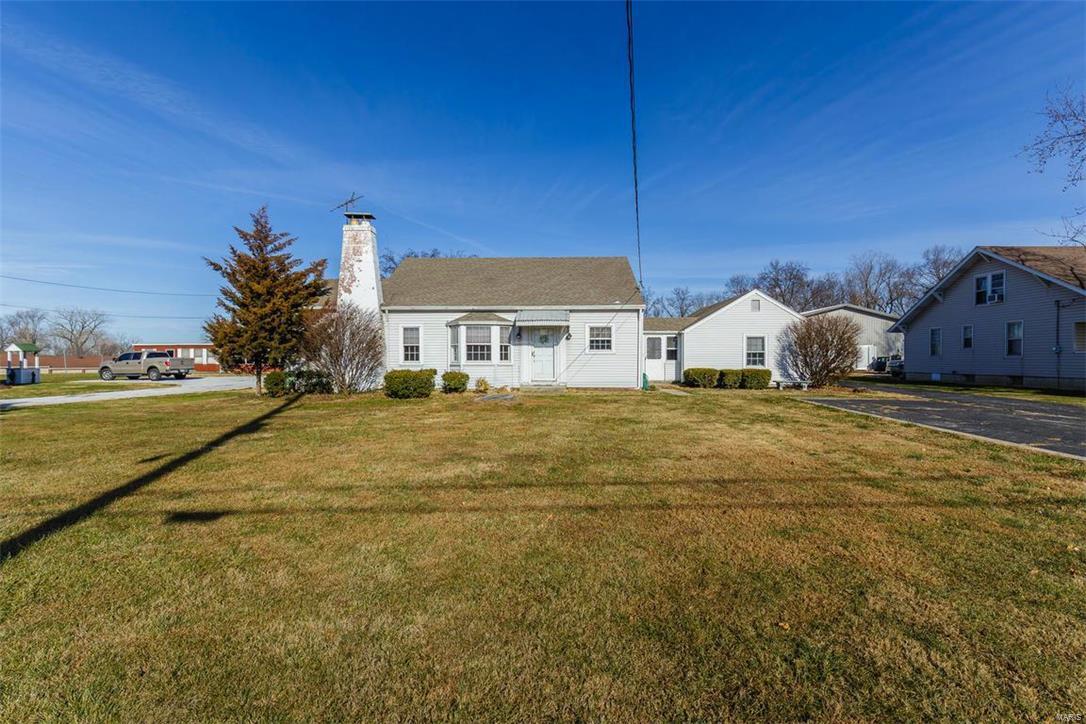 15 North Service Road St. Peters, MO 63376 - Photo 1 of 23 Gallery Image 1