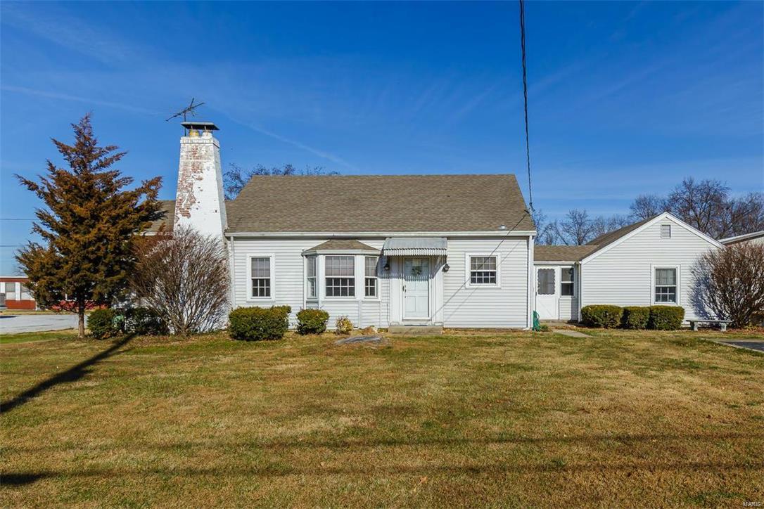 15 North Service Road St. Peters, MO 63376 - Photo 2 of 23 Gallery Image 2