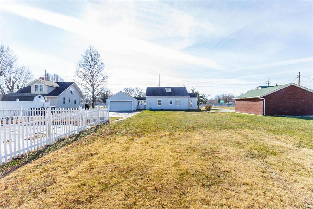15 North Service Road St. Peters, MO 63376 - Photo 18 of 23 Gallery Image 18