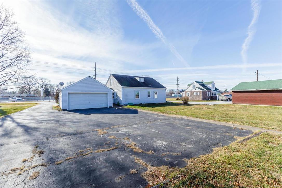 15 North Service Road St. Peters, MO 63376 - Photo 19 of 23 Gallery Image 19