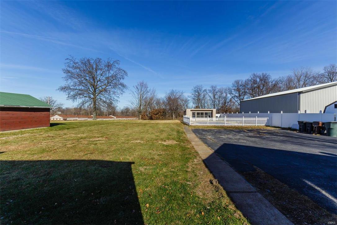 15 North Service Road St. Peters, MO 63376 - Photo 9 of 23 Gallery Image 9