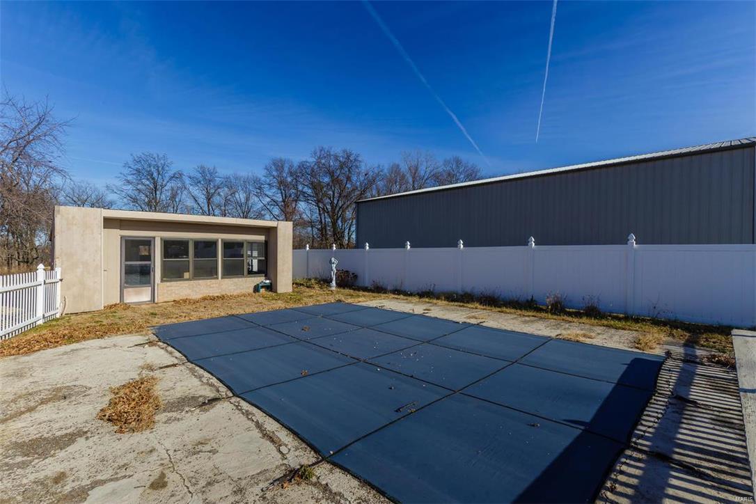 15 North Service Road St. Peters, MO 63376 - Photo 10 of 23 Gallery Image 10