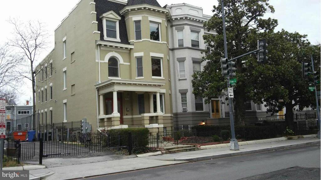 1531 Park Road Northwest, Unit 4 Washington, DC 20010 - Photo 2 of 16 Exterior (Front)