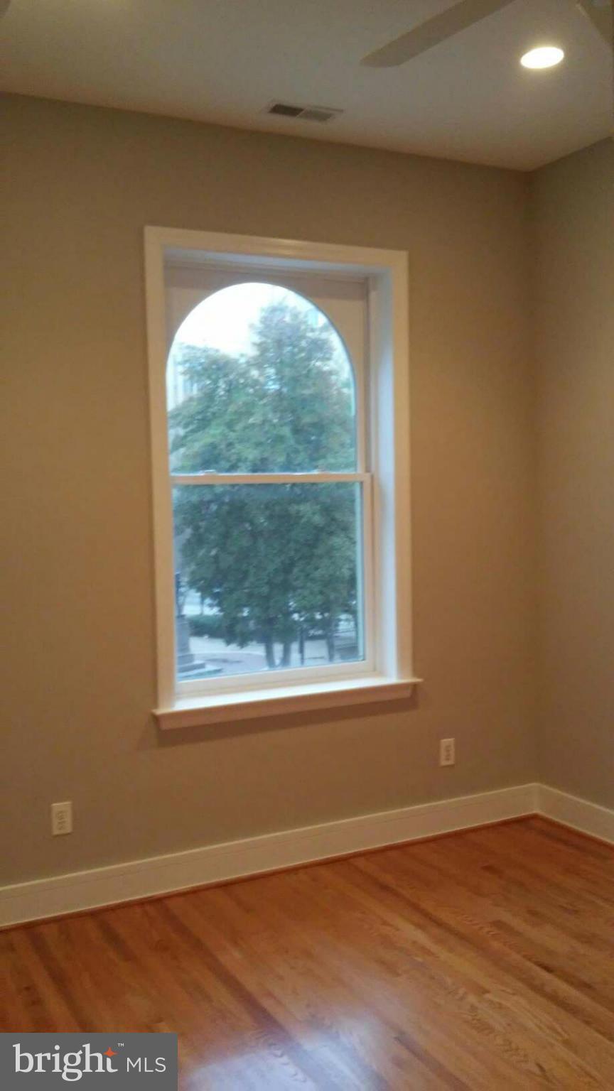 1531 Park Road Northwest, Unit 4 Washington, DC 20010 - Photo 14 of 16 Bedroom