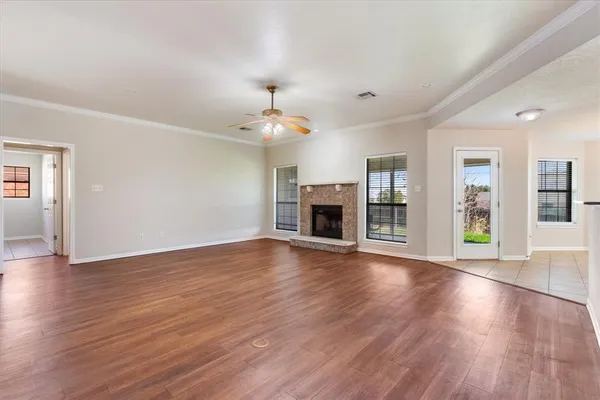 $1,675 | 6104 Alexus Drive, Killeen, TX 76542