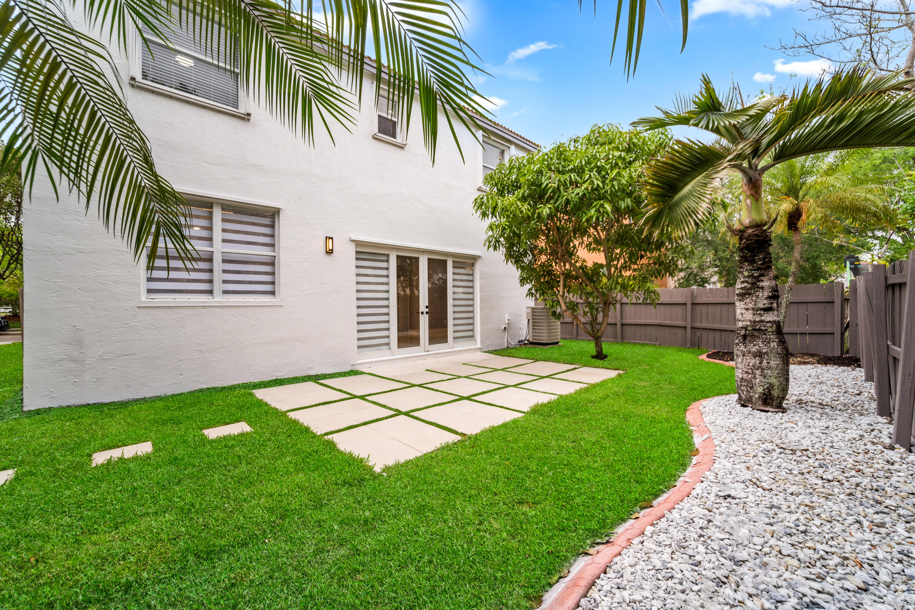 5233 Southwest 155th Way Miramar, FL 33027 - Photo 16 of 63 A7_09996