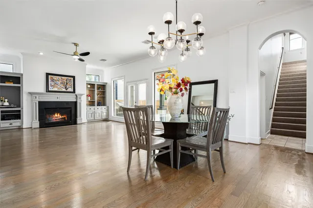 $1,475,000 | 4523 Maple Street, Bellaire, TX 77401