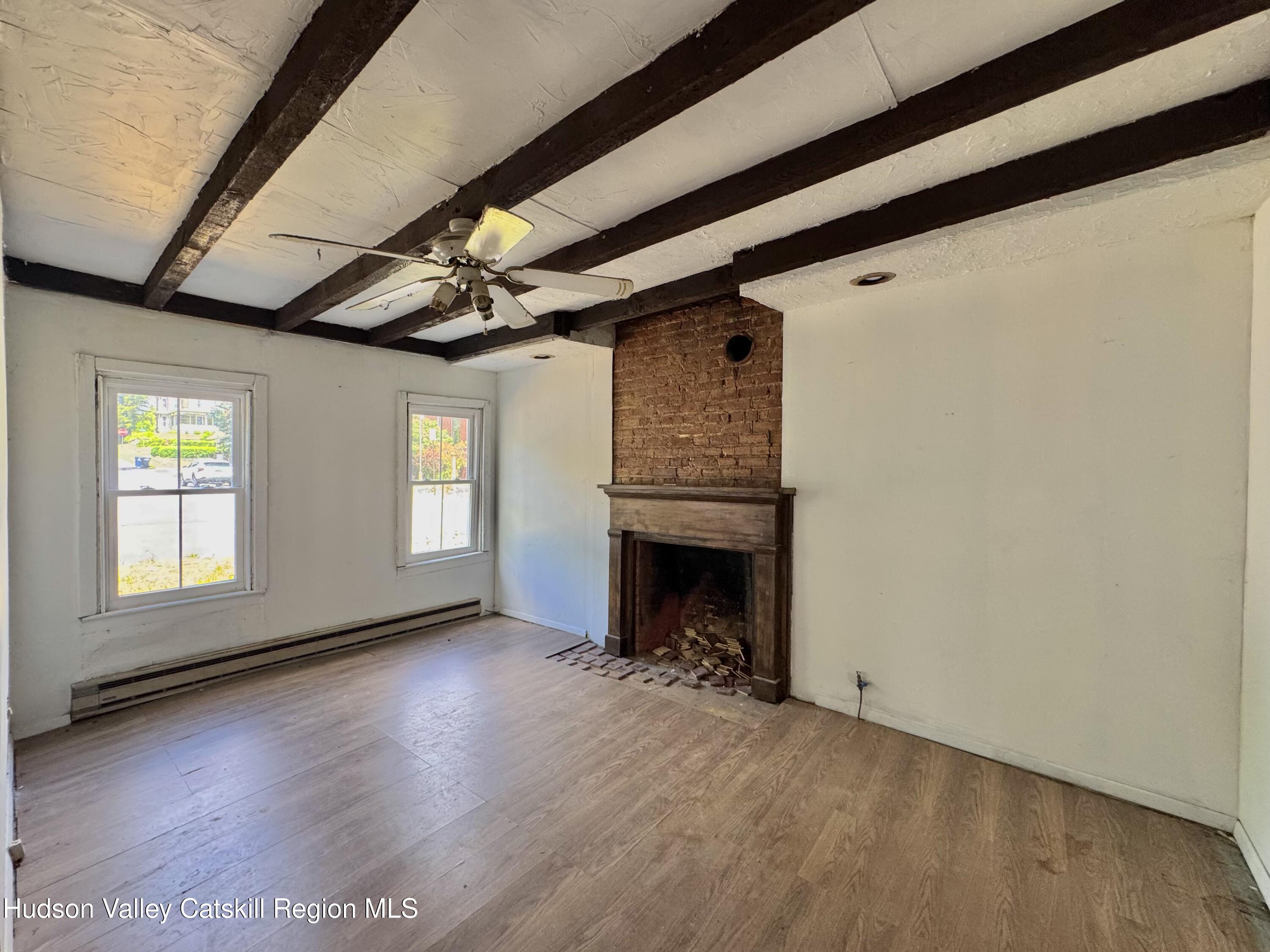 11 North Montgomery Athens, NY 12015 - Photo 12 of 28 12