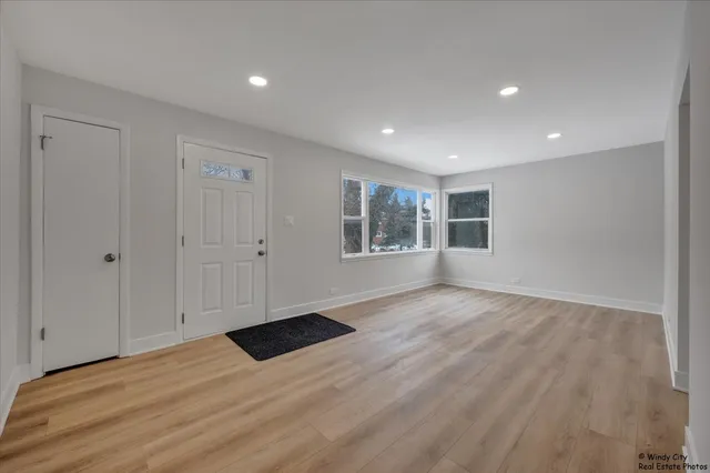 $369,000 | 709 North Kramer Avenue, Lombard, IL 60148