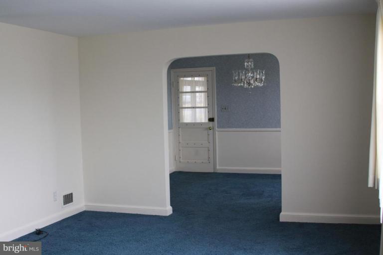 6807 Bock Road Fort Washington, MD 20744 - Photo 4 of 10 Family Room