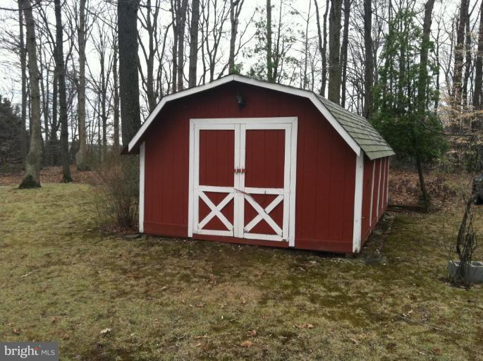 6807 Bock Road Fort Washington, MD 20744 - Photo 6 of 10 Shed