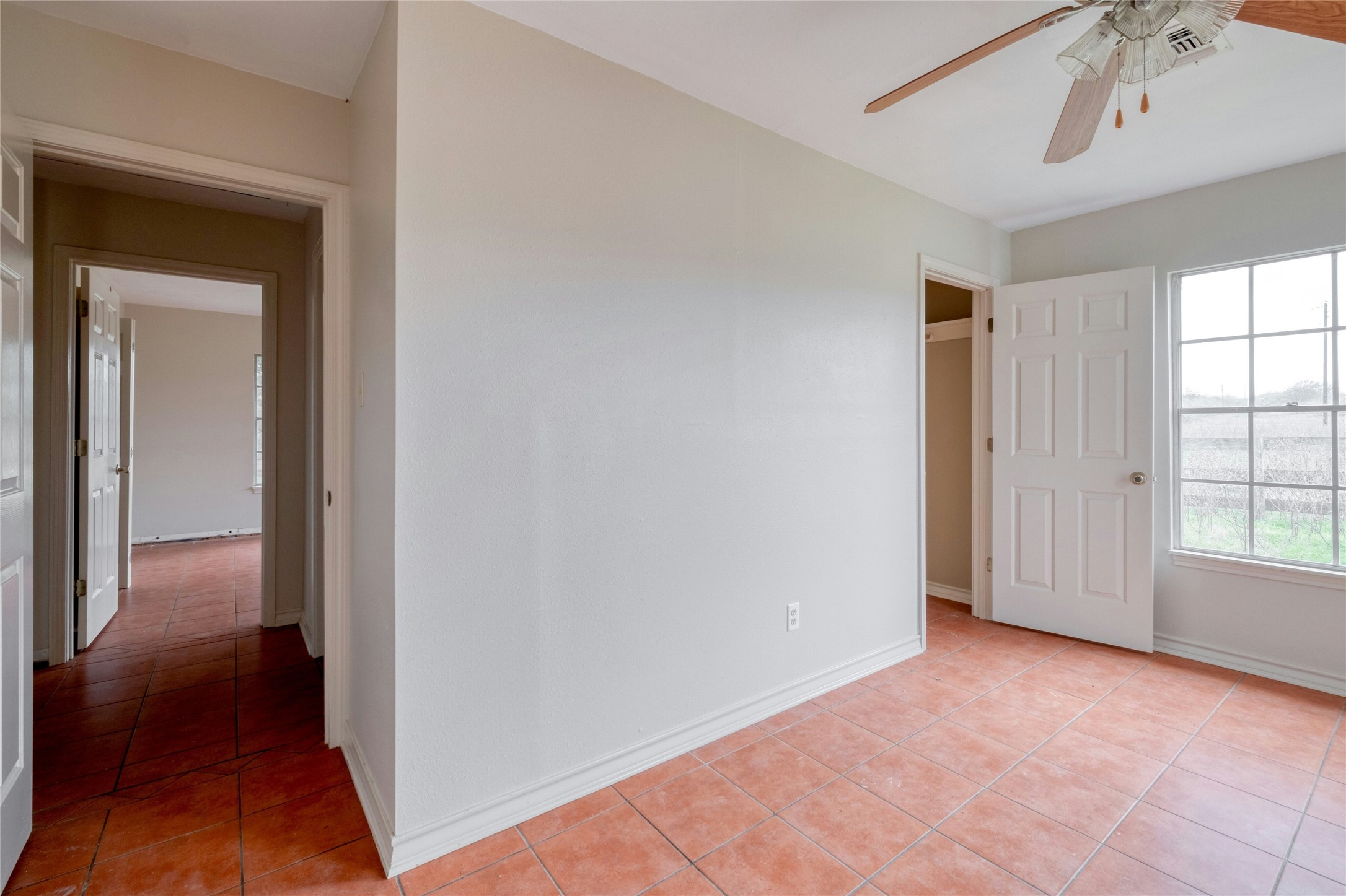 103 Robin Lane Luling, TX 78648 - Photo 26 of 40