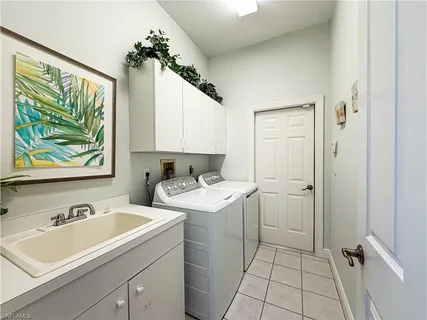 $569,000 | 516 Eagle Creek Drive, Naples, FL 34113