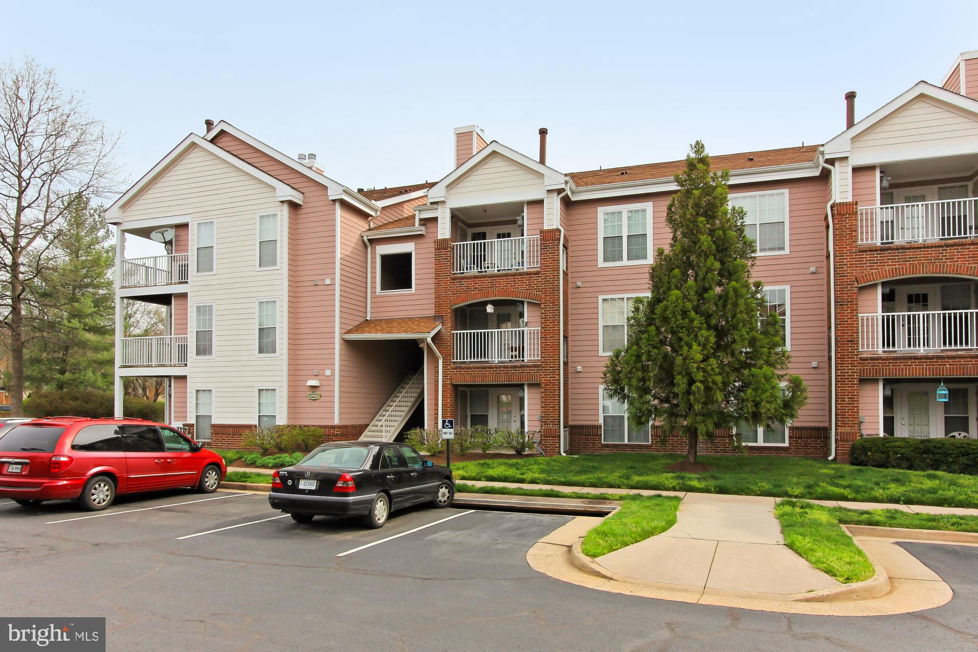 20950 Timber Ridge Terrace, Unit 201 Ashburn, VA 20147 - Photo 36 of 37