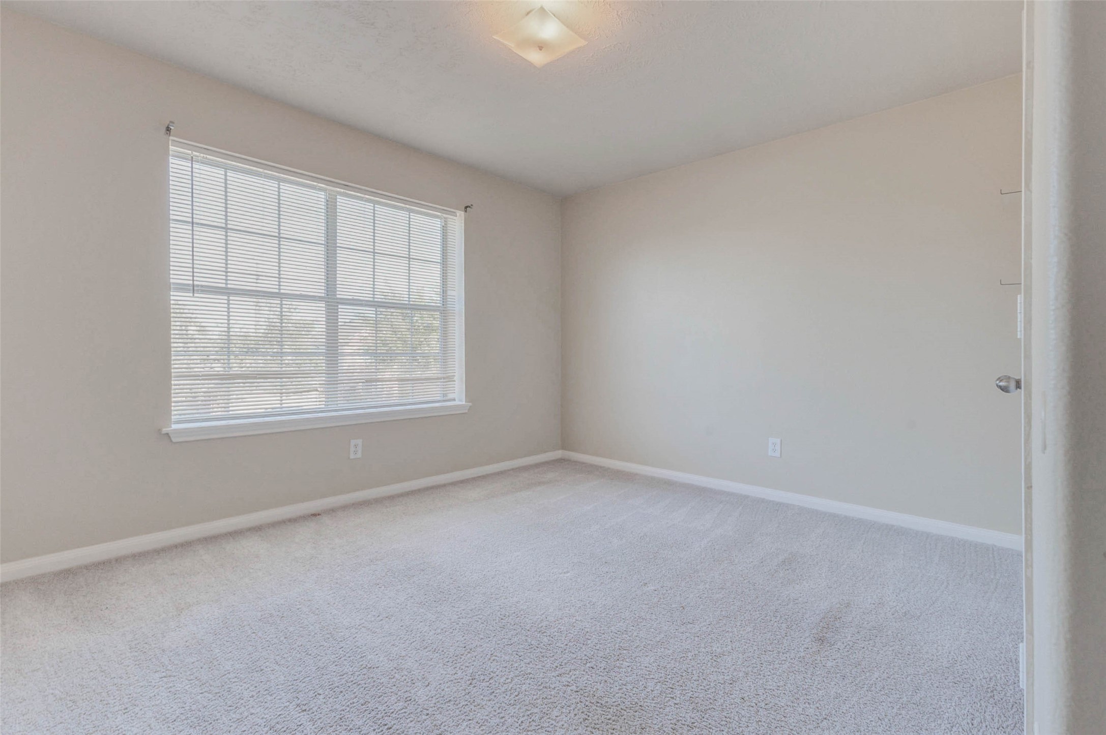 3434 Fiorella Way Humble, TX 77338 - Photo 23 of 32