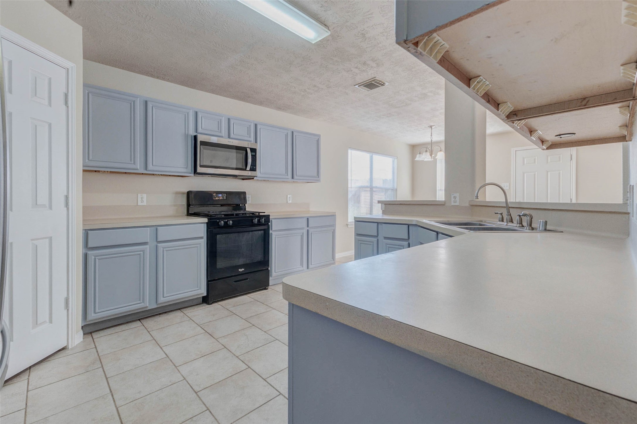 3434 Fiorella Way Humble, TX 77338 - Photo 8 of 32