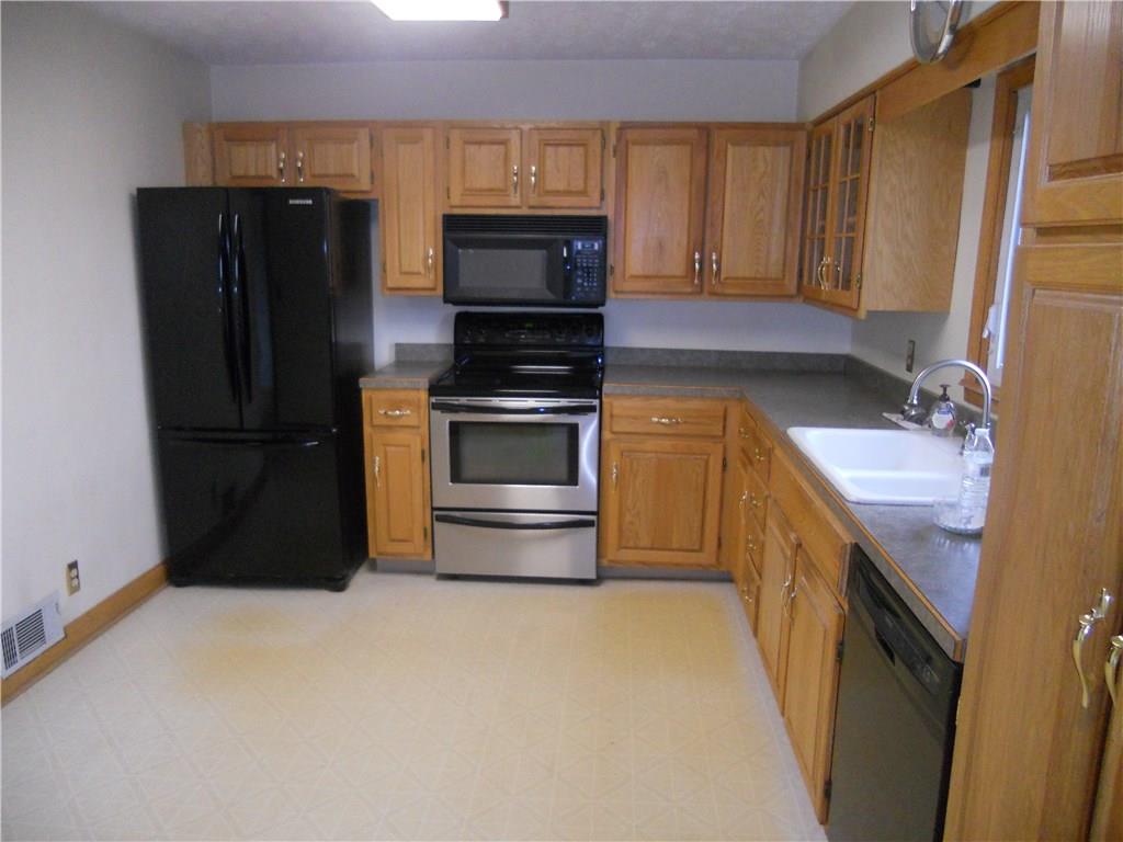 120 Maxwell Road Indianapolis, IN 46217 - Photo 3 of 10 Gallery Image 3