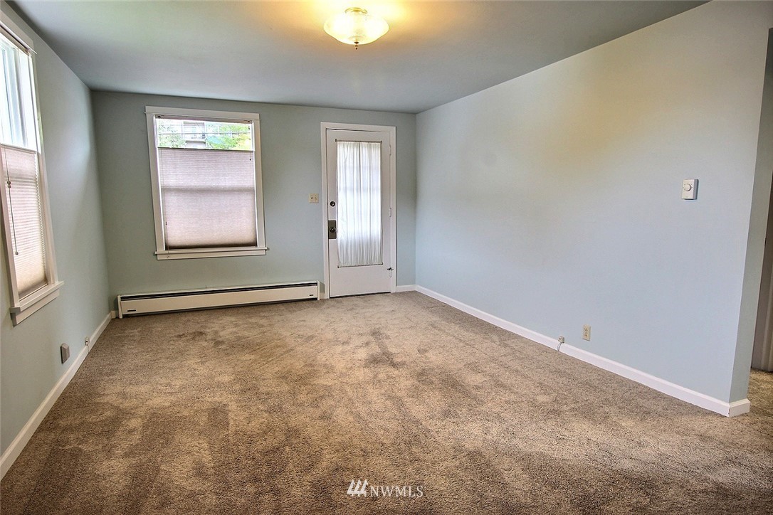 81 Logan Avenue South Renton, WA 98057 - Photo 10 of 16