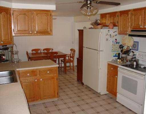 1237 North Freer Road Chelsea, MI 48118 - Photo 3 of 10 Photo 3