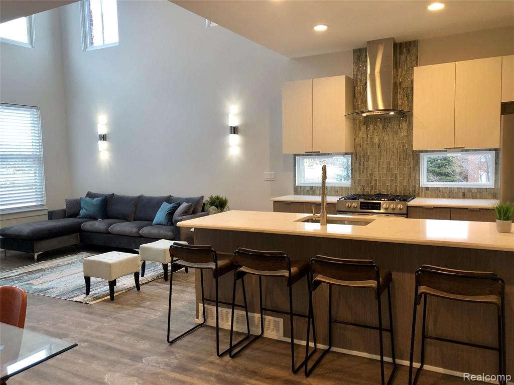 2030 Villa Road Birmingham, MI 48009 - Photo 2 of 36