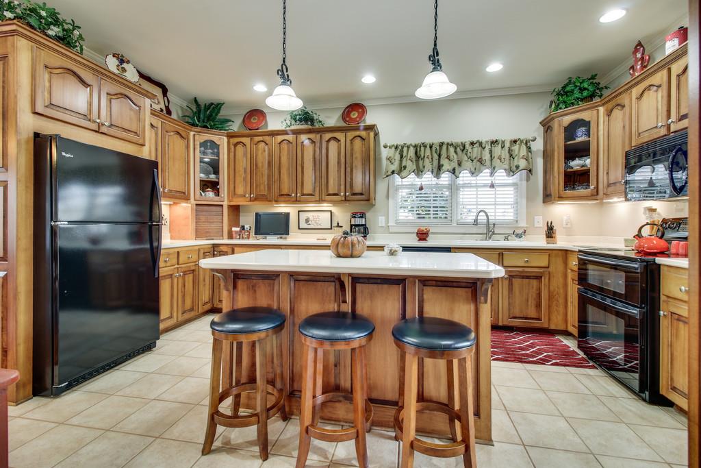 1048 Yellow Creek Road Dickson, TN 37055 - Photo 11 of 30 Gallery Image 11